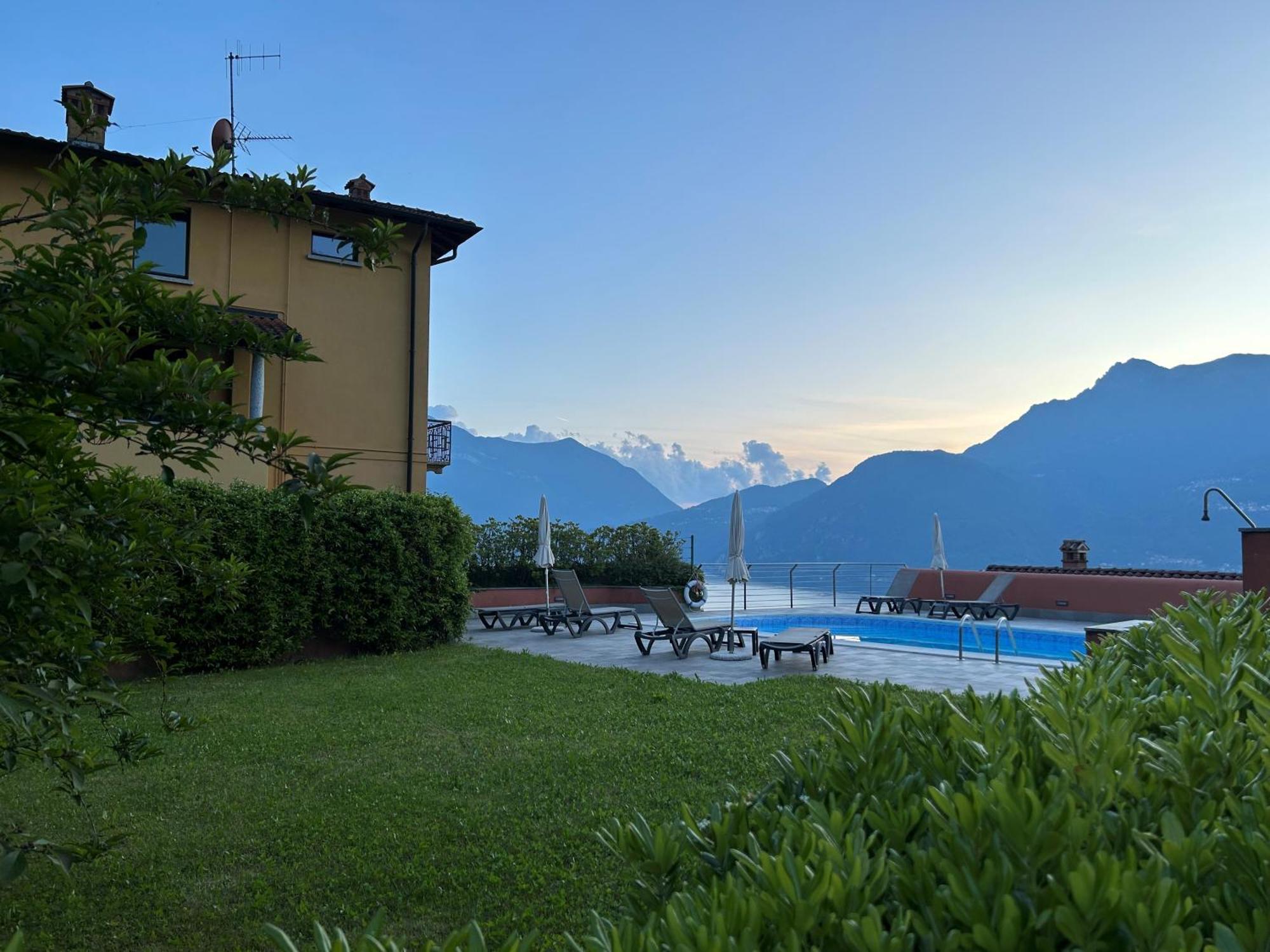 Stunning Apartment- Terrace And Swimming Pool Bellano Exterior foto