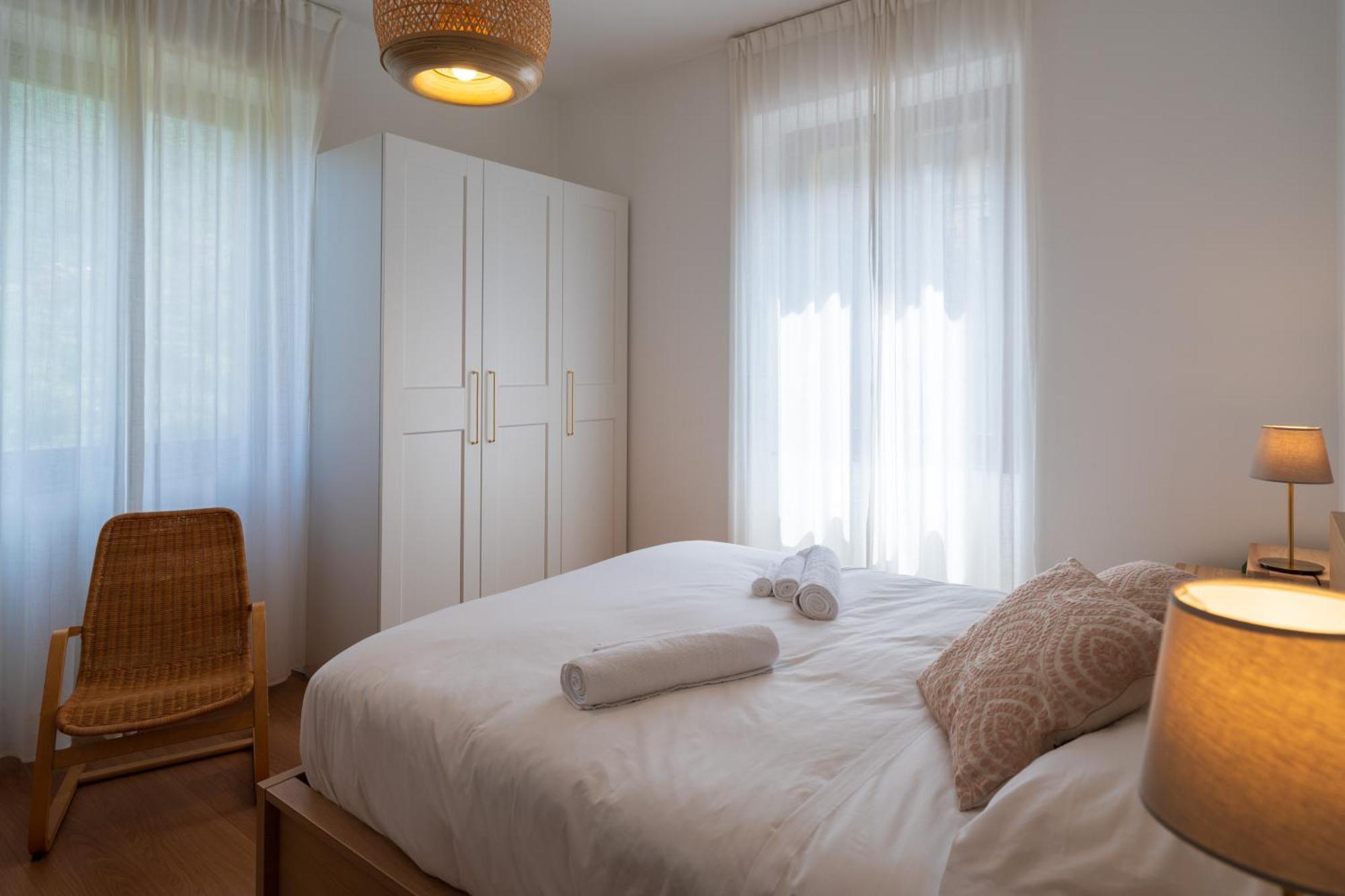Stunning Apartment- Terrace And Swimming Pool Bellano Exterior foto